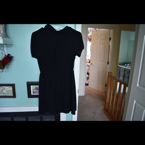 Forever 21 black dress - Picture 3 of 3